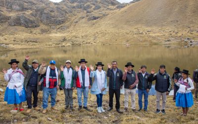 Gobierno Regional de Ayacucho impulsa repoblamiento con alevinos de trucha en la laguna de Cunyaq, distrito de Acos Vinchos